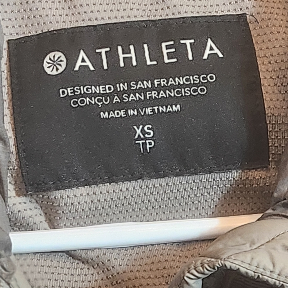 ATHLETA ROCK RIDGE PRIMALOFT PUFFER JACKET HOODED - Picture 4 of 10